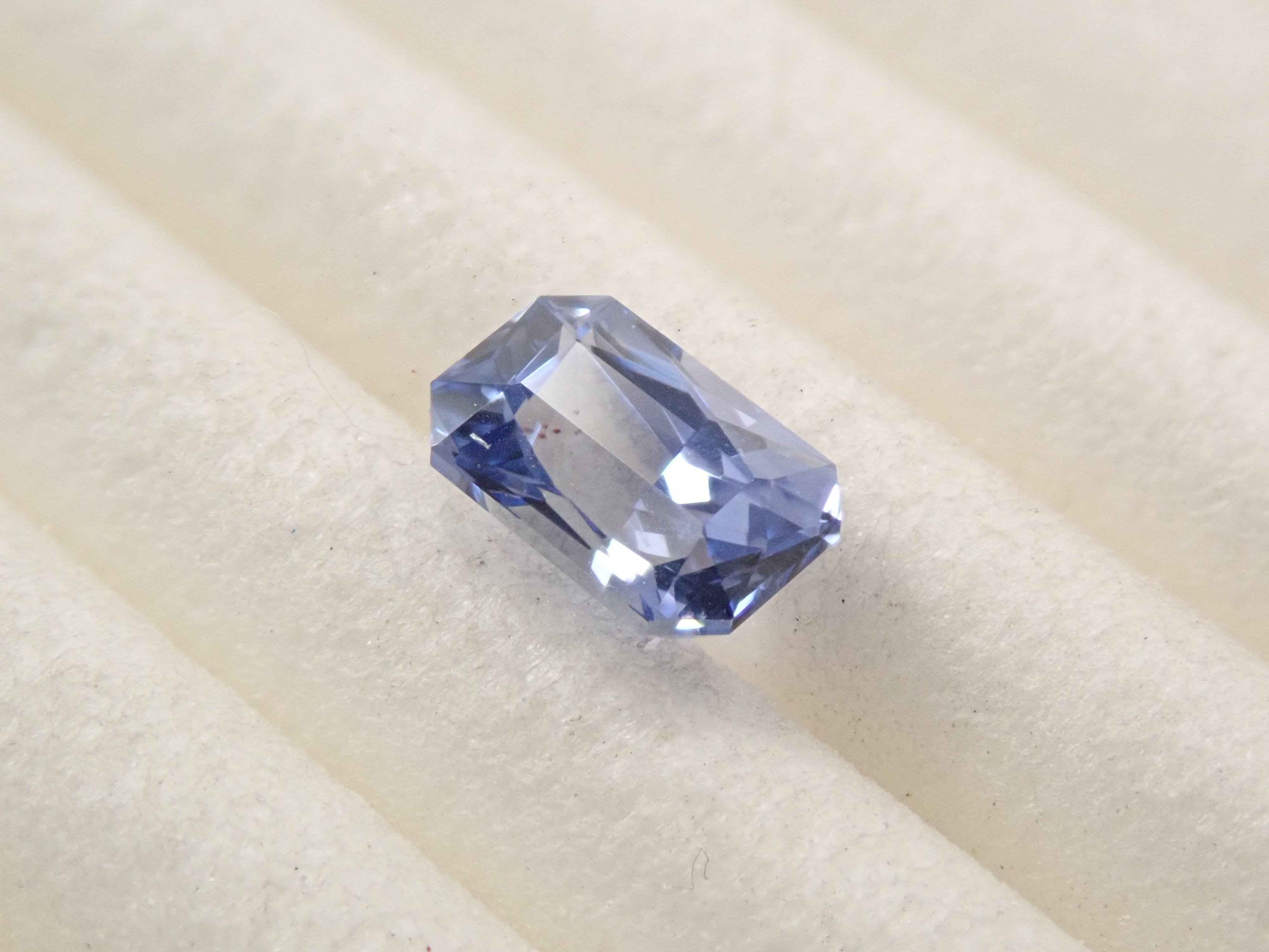 タンザニア産タンザナイト 0.432ctルース