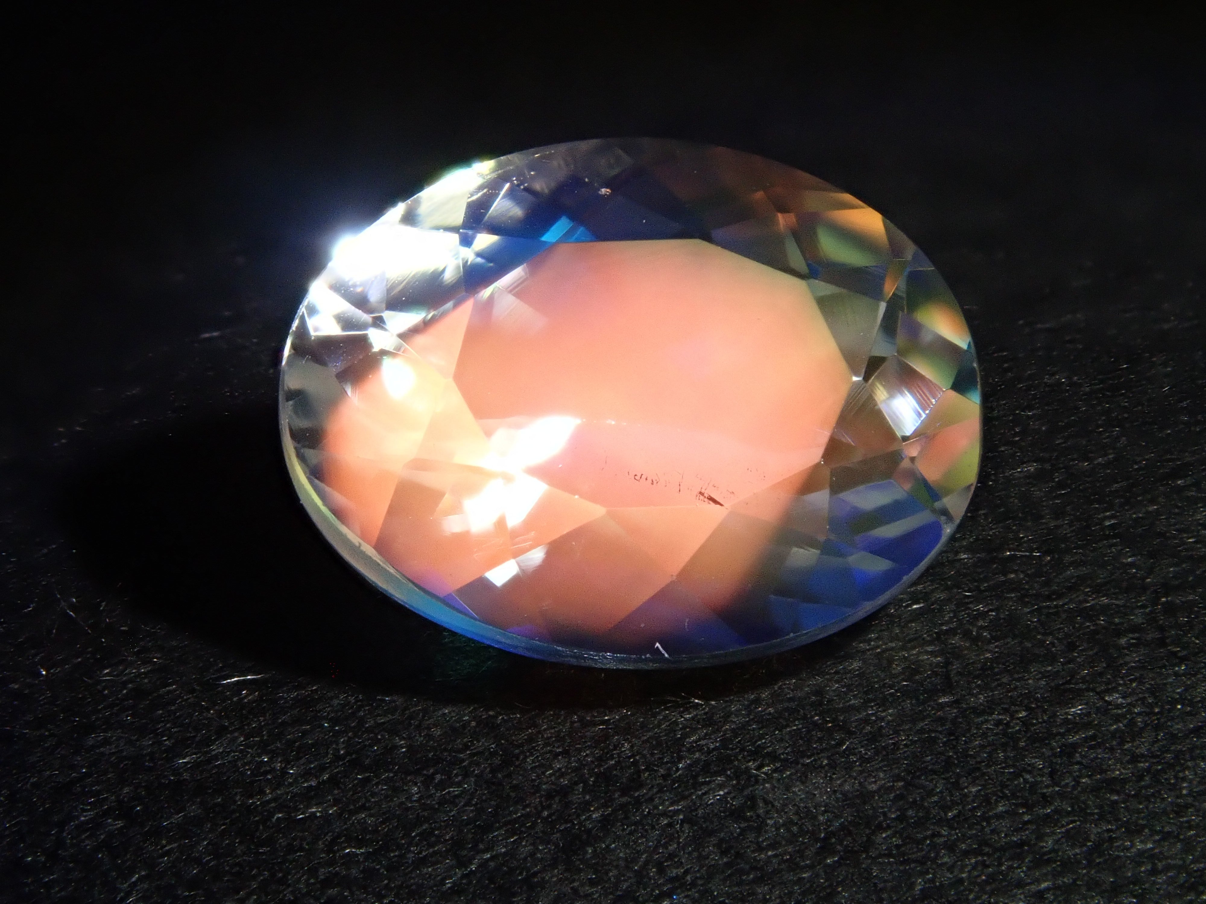 マダガスカル産アンデシン・ラブラドライト（通称名 レインボームーン