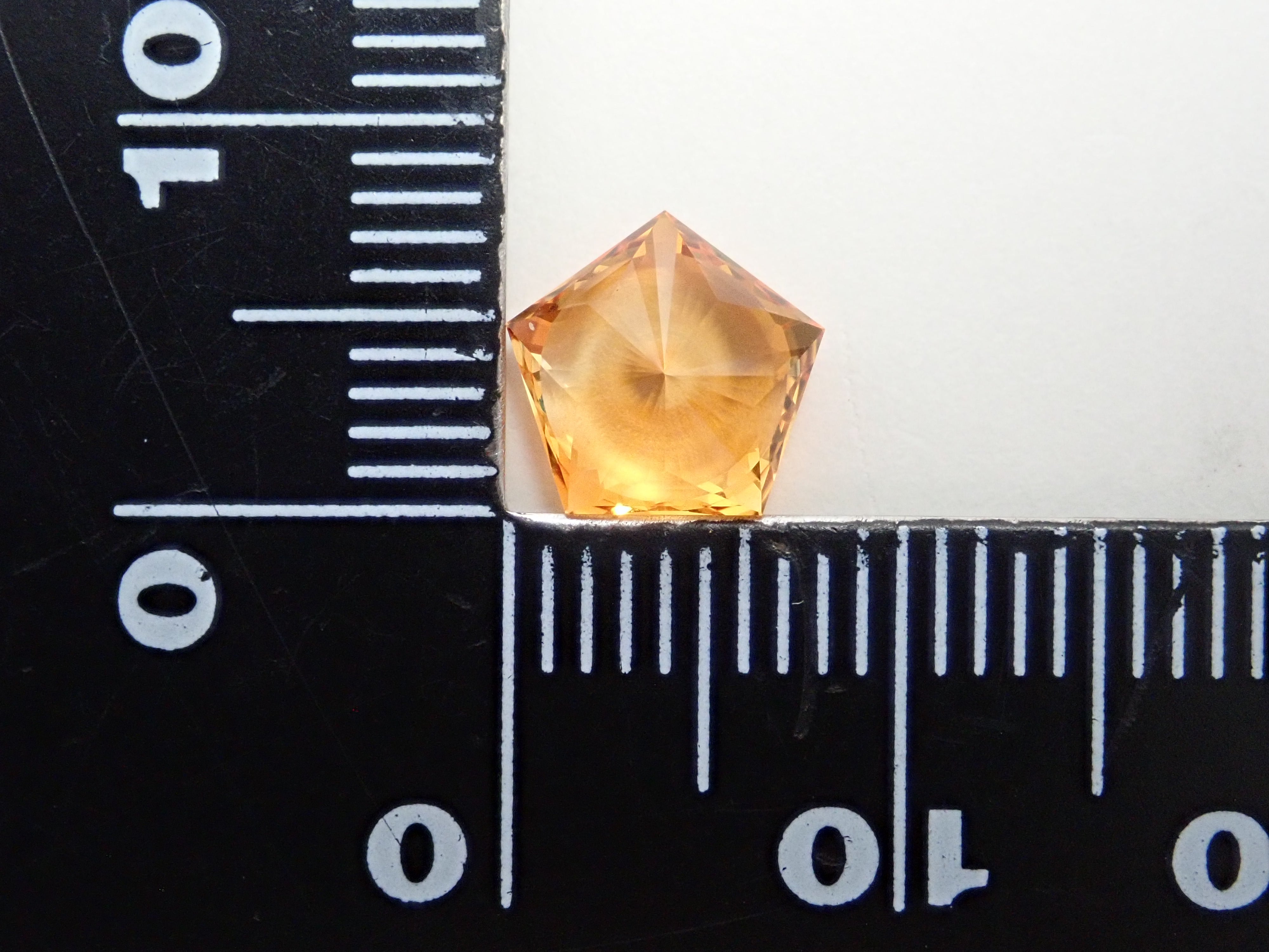 ブラジル産シトリン 1.644ctルース