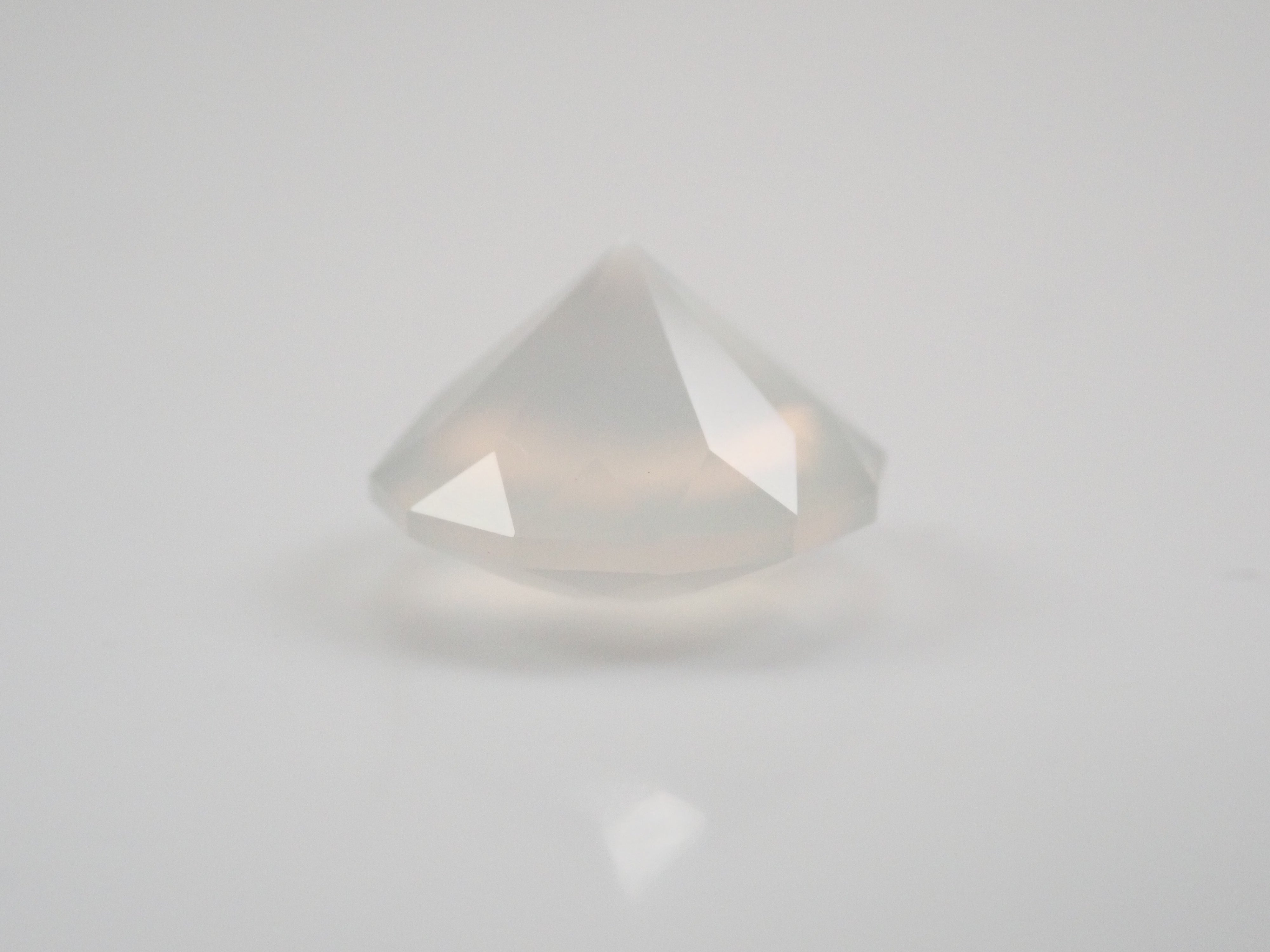 マレーシアすきさま専用 宝石ルース 希少な天然ムーンストーン1.31