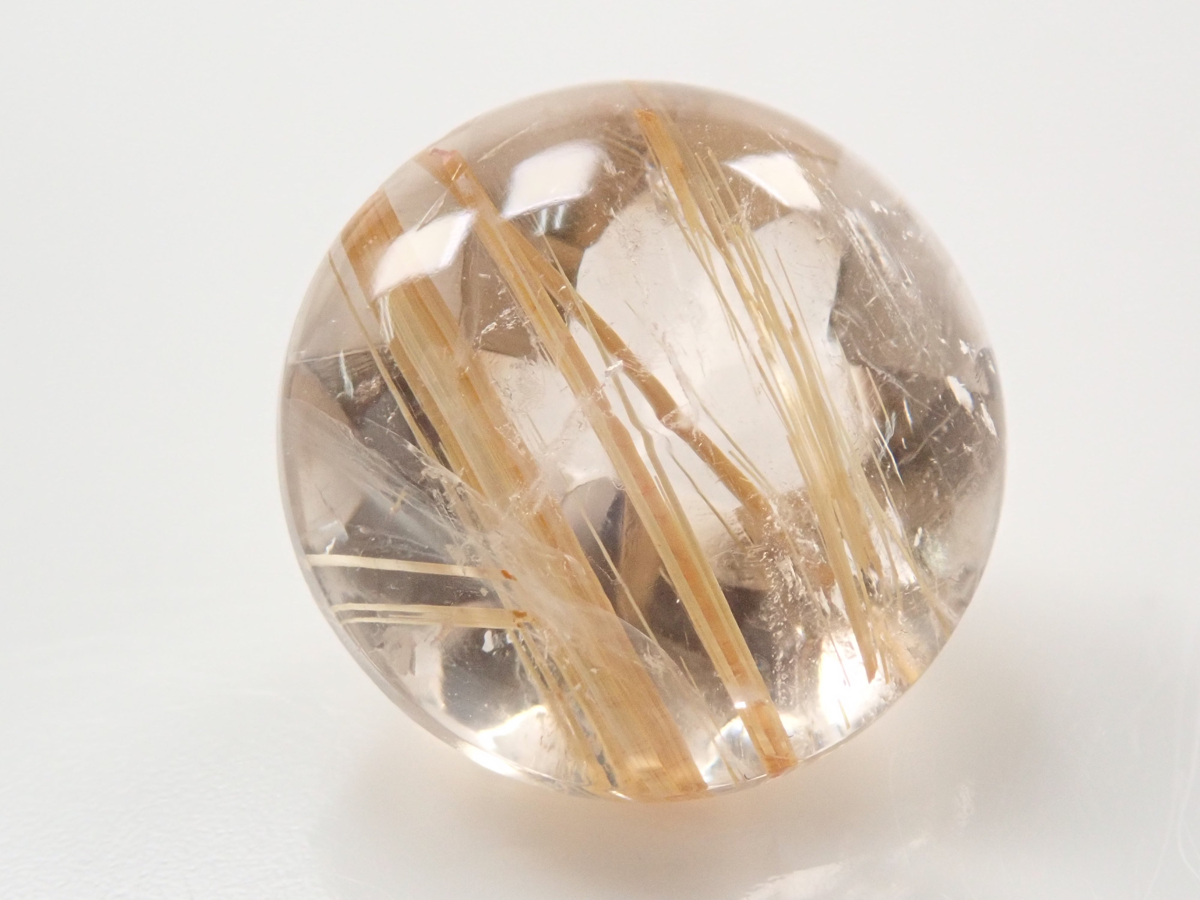 ブラジル産ルチルクォーツ（ルチルレイテッドクォーツ） 12mm/6.709ct