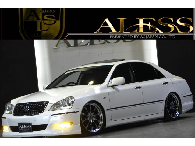 CROWN MAJESTA G TYPE モデルカー ゴールド 非売品 Amazon.co.jp: 1/30