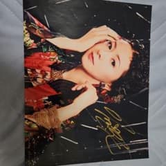 倉木麻衣直筆サイン入りブロマイド - メルカリ