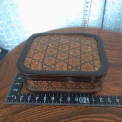 骨董6幾何学模様の木製小物入れ - メルカリ