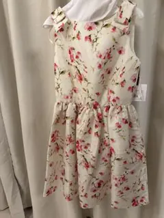 2026年最新】red valentino ワンピースの人気アイテム - メルカリ