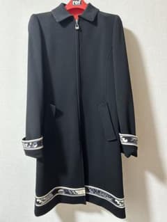 レオナールシルクデニムチェスターコート 紺ブレザー絹100 裏花柄