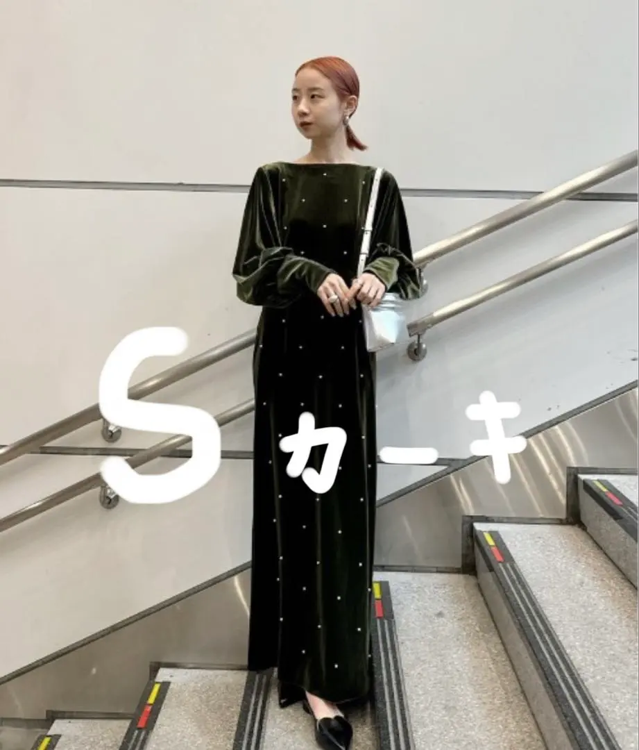 BACK OPEN PEARL VELOUR DRESS（ドレス）｜Ameri（アメリ）の