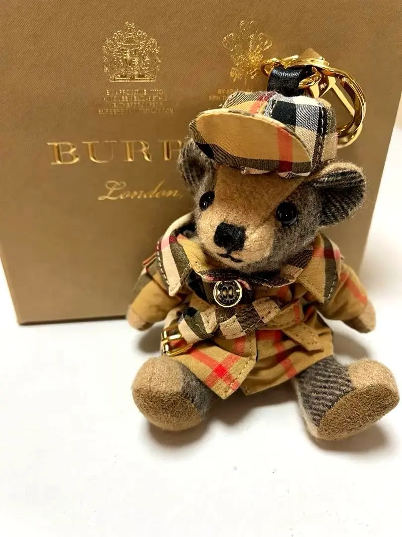 2026年最新】burberry バーバリー くまチャームの人気アイテム - メルカリ