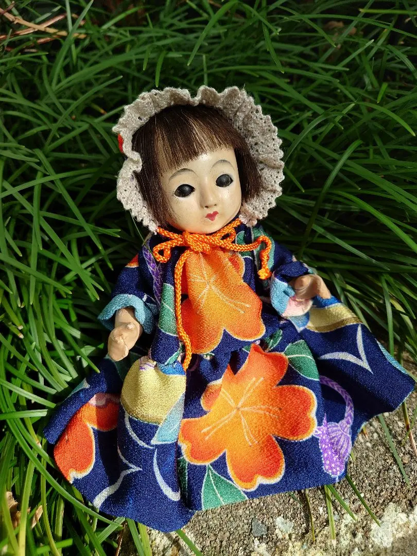 市松人形 小さな春水 昭和初期 10号 昭和初期 縮緬振袖 縮緬帯