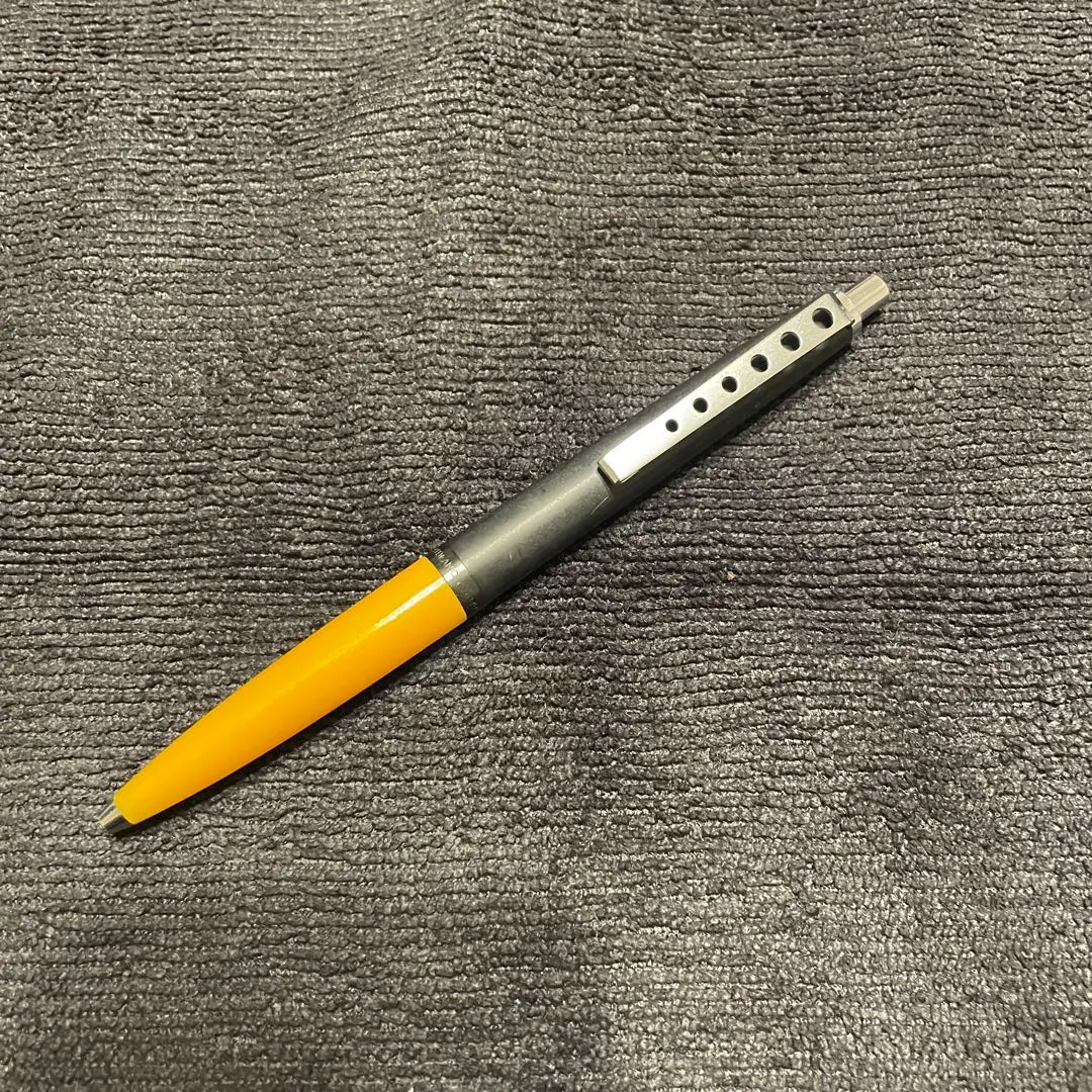 モンブラン カレラ 570 4色ボールペン ポルシェコラボ①