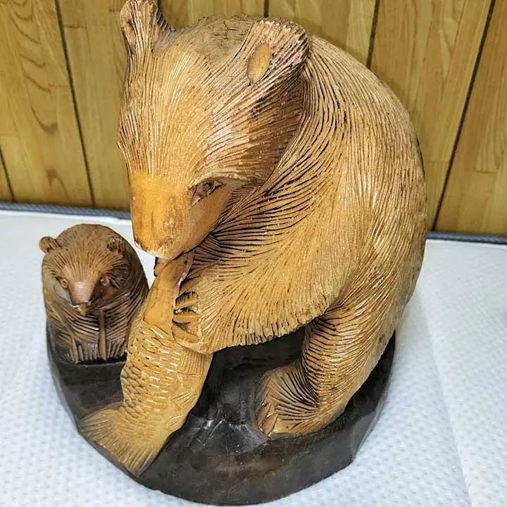2026年最新】木彫り熊 白老の人気アイテム - メルカリ