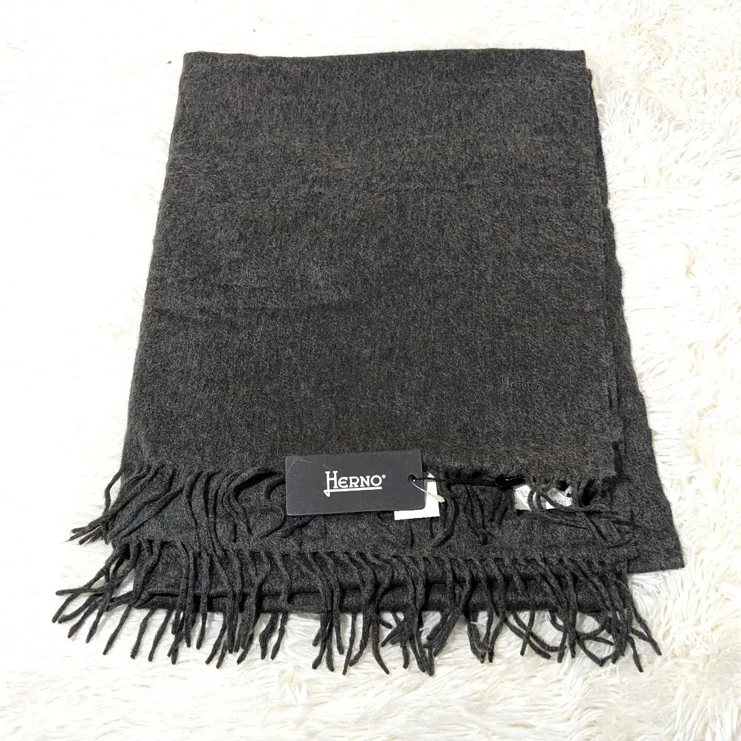 2026年最新】HERNO マフラーの人気アイテム - メルカリ