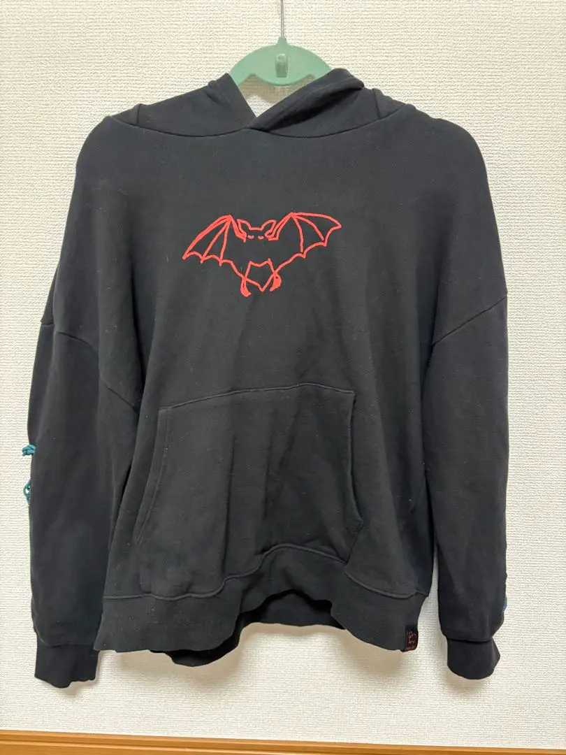 2026年最新】米津玄師 こうもりパーカー 2018の人気アイテム - メルカリ