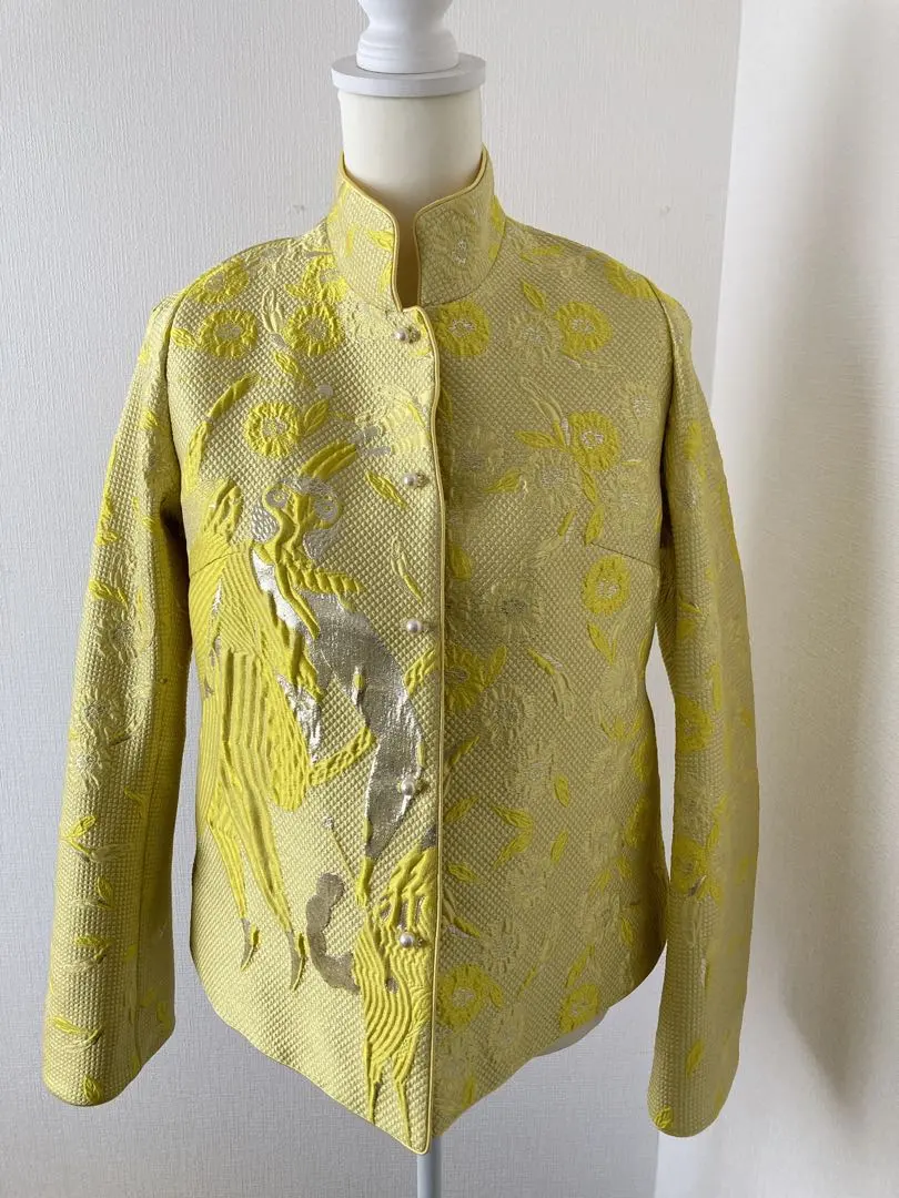 繍】☆ 衝立 花蝶図繍片 ☆時代物蝶々 花卉 刺繍文様明清織繍