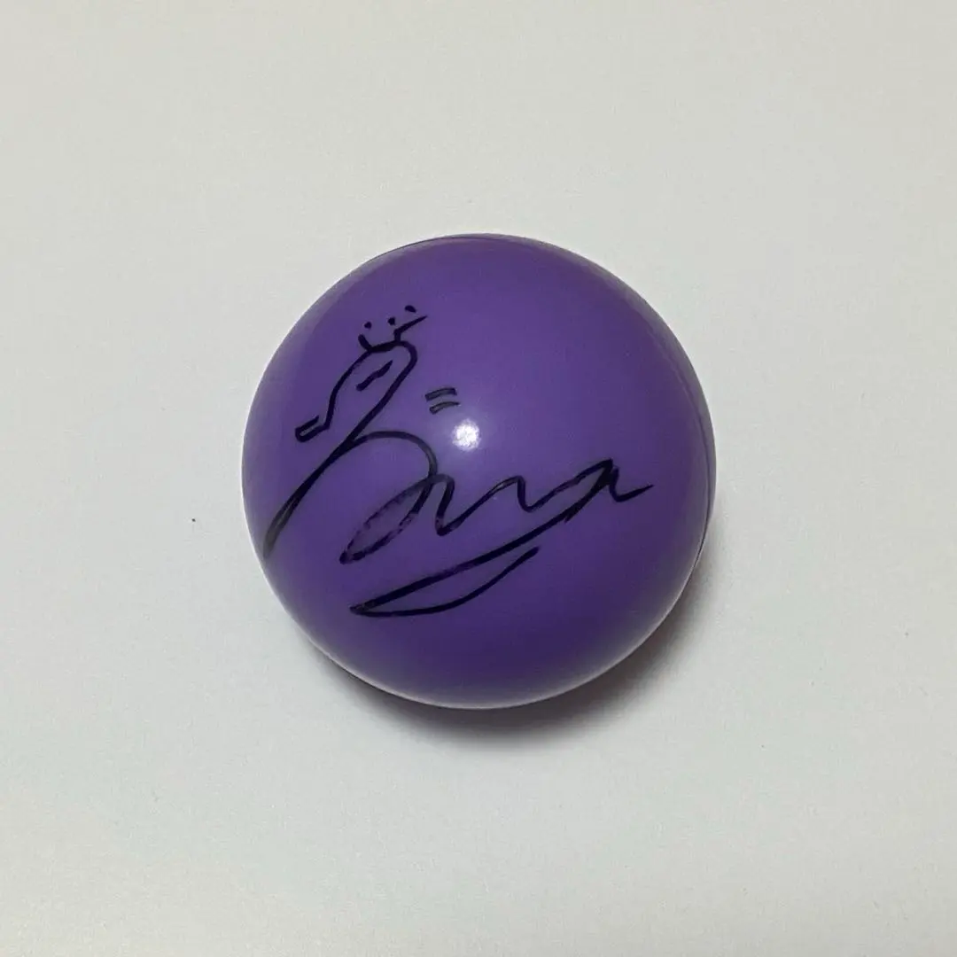 2026年最新】niziu リク サインボールの人気アイテム - メルカリ