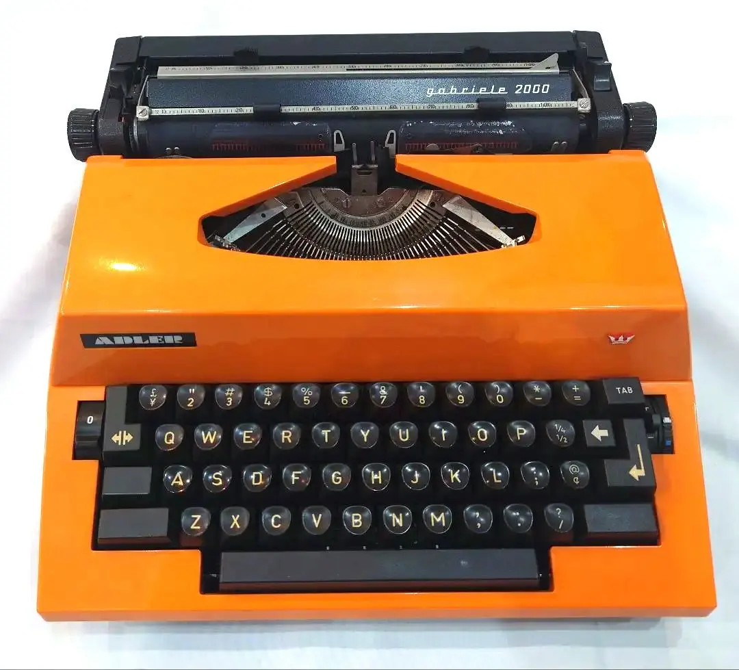 2026年最新】タイプライター triumphの人気アイテム - メルカリ