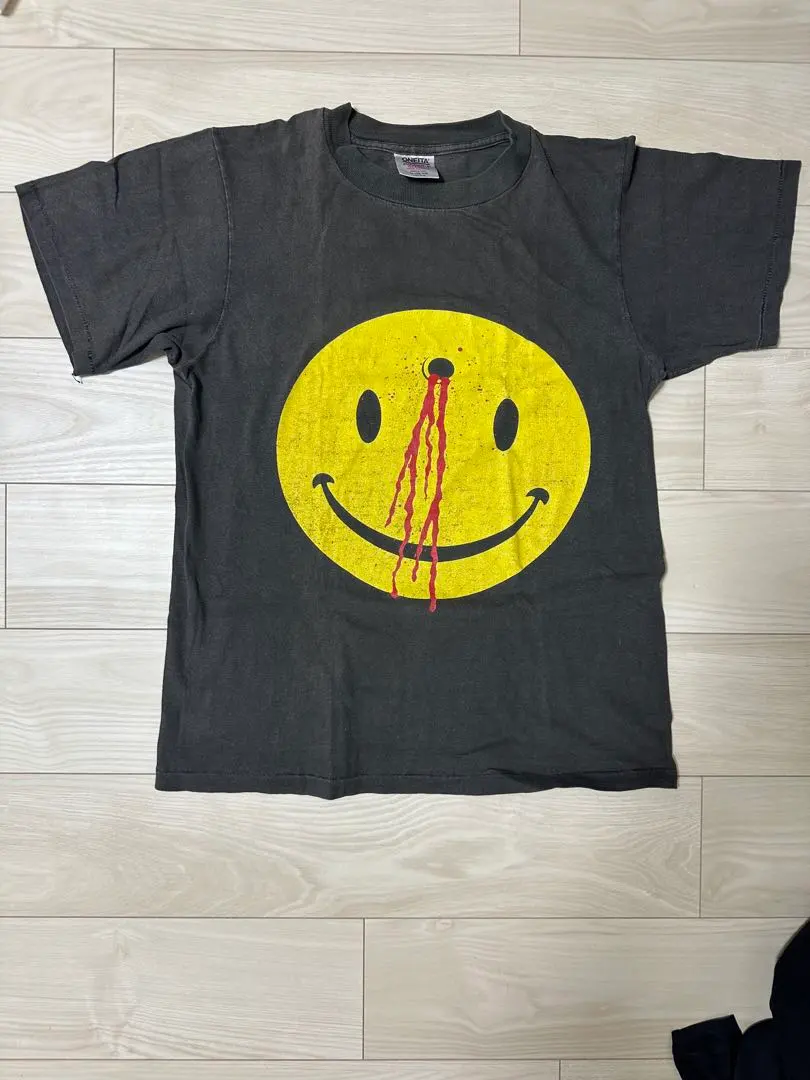 2026年最新】ぶち抜きスマイル tシャツの人気アイテム - メルカリ