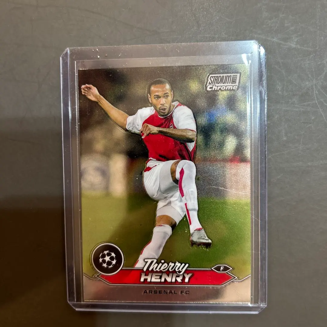 ティエリ・アンリ topps 直筆サインカード arsenal ジャージナンバー