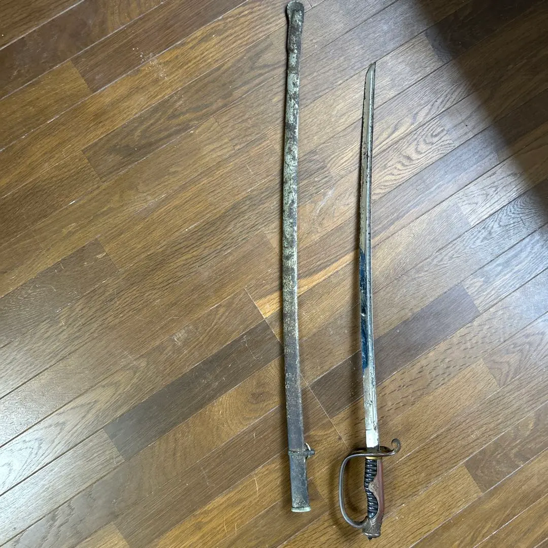 旧日本軍サーベル波模様の装飾付き刀指揮刀模造刀儀礼刀軍刀
