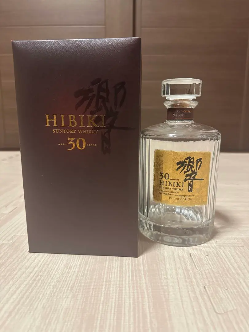 空瓶・未洗浄】Hibiki 30年 ウイスキー ボトル番号39700
