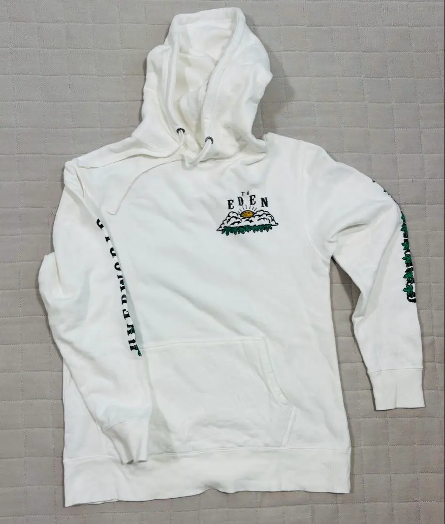 2026年最新】uverWORLD eden パーカーの人気アイテム - メルカリ