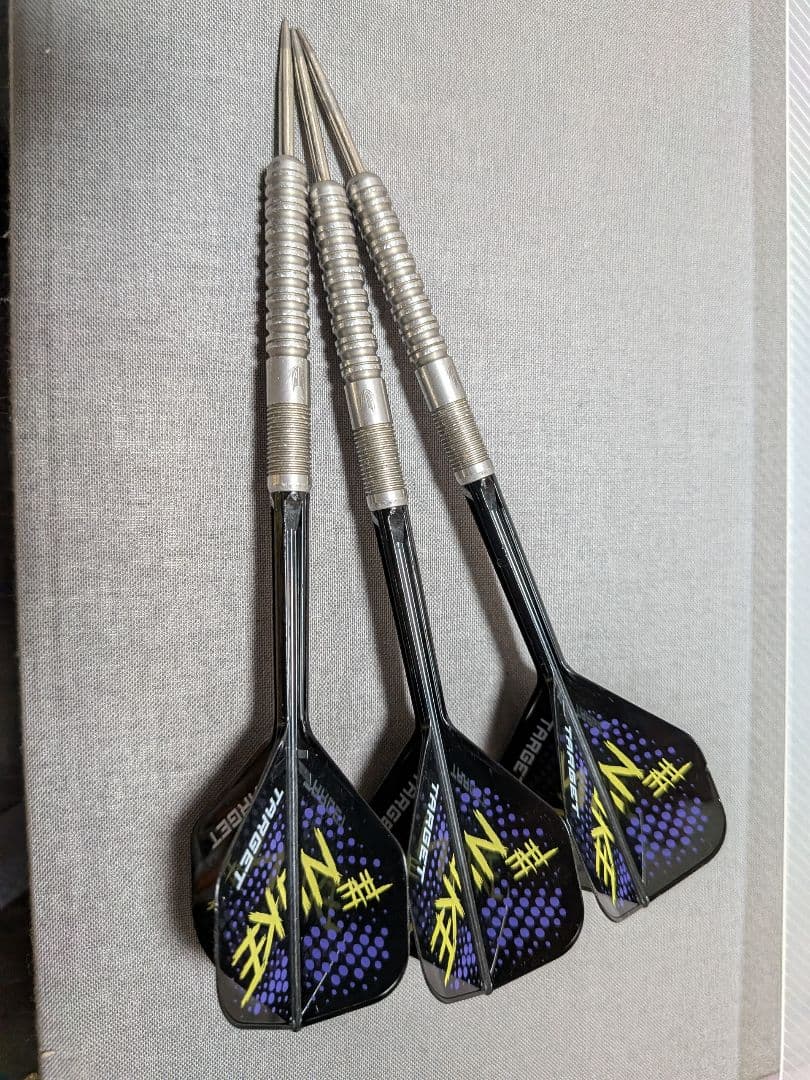 スティールダーツ エイドリアンルイス 23g