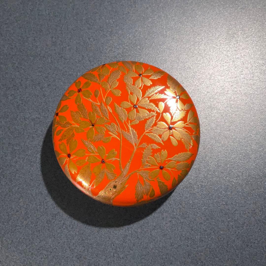 茶道具】枝垂れ桜蒔絵棗朱漆螺鈿都作6R0897