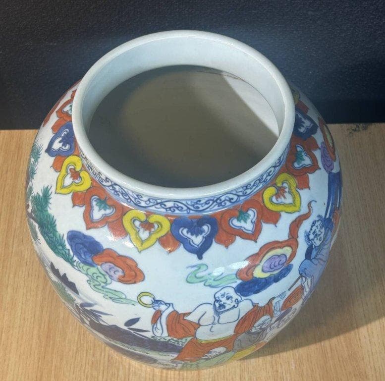 S8002 大明萬暦年制 五彩 人物図壺 中国古陶磁器 唐物 中国骨董