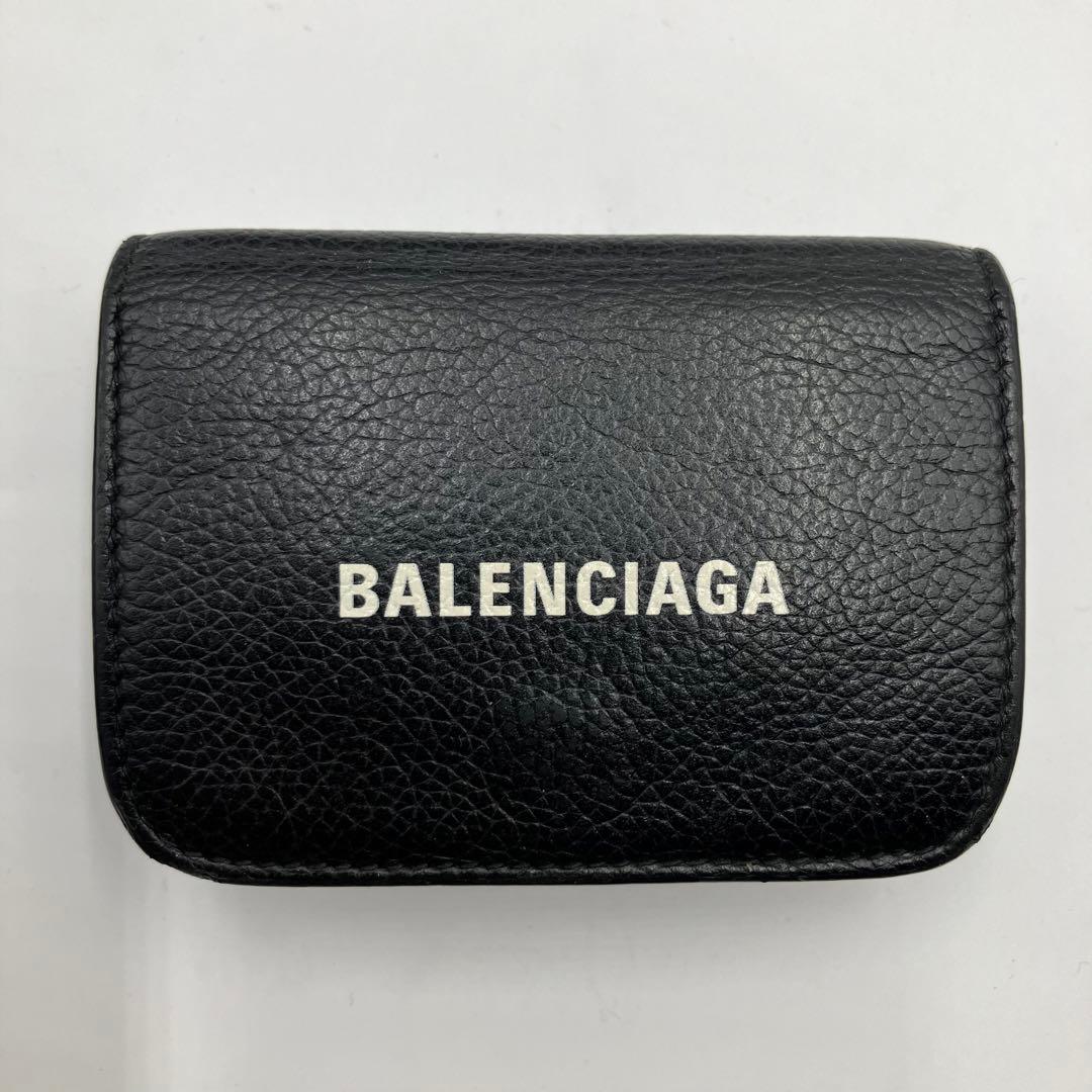 バレンシアガエブリデイ三つ折りミニ財布シボ革レザーブラック