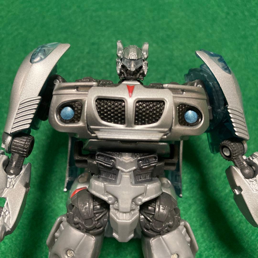 TS　SS09ジャズ　トランスフォーマー　スタジオシリーズ