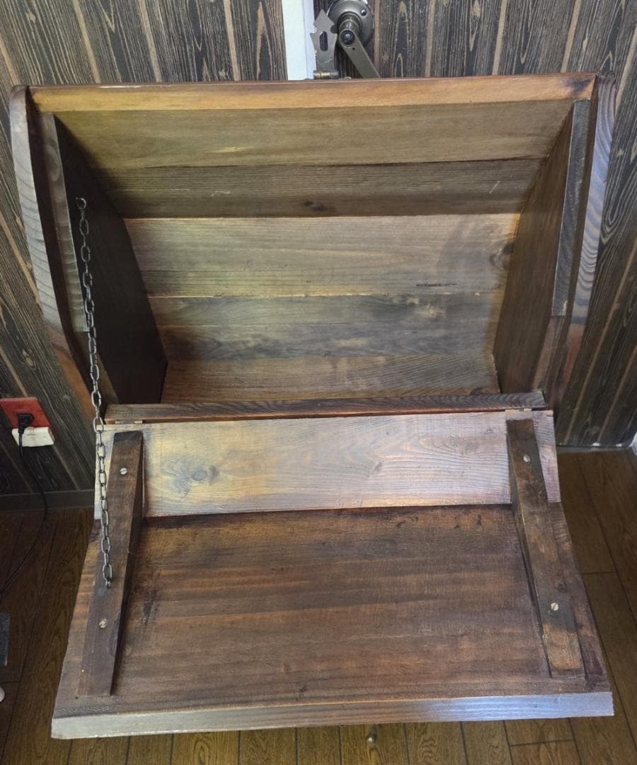 現状渡し〉騎士ドラゴン彫刻 木製 収納家具