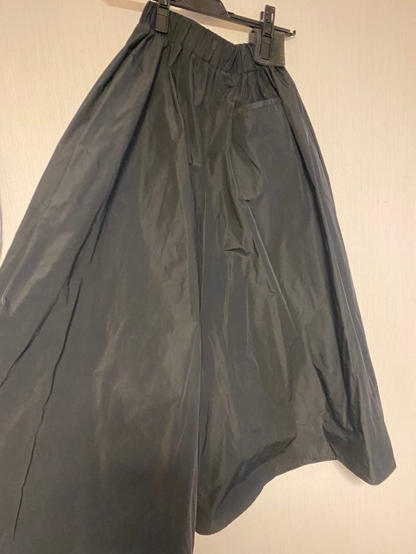 uiko MACHATTメモリーキュロットパンツ　未使用