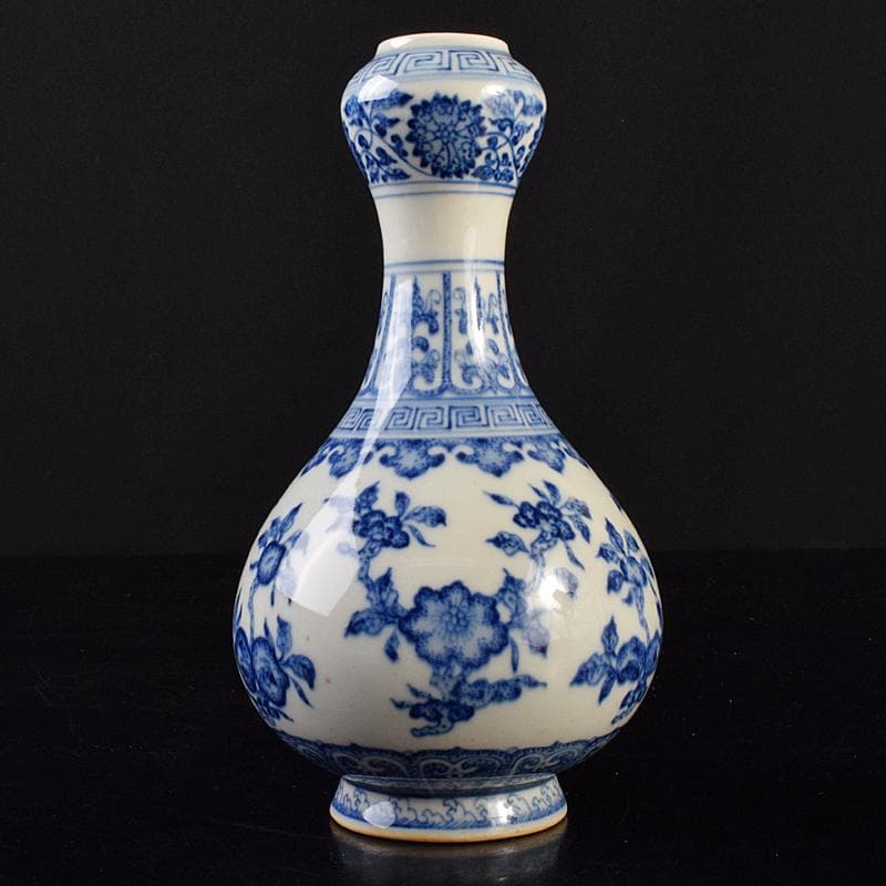 中国 大清乾隆年製 青花花卉文蒜頭瓶 M 7890E