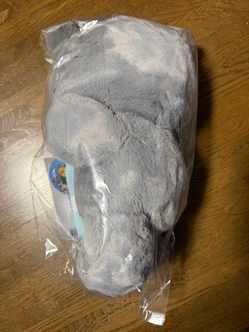 24時間限定お値下げ✨zeroni ウンニニ ぬいぐるみバッグ - メルカリ