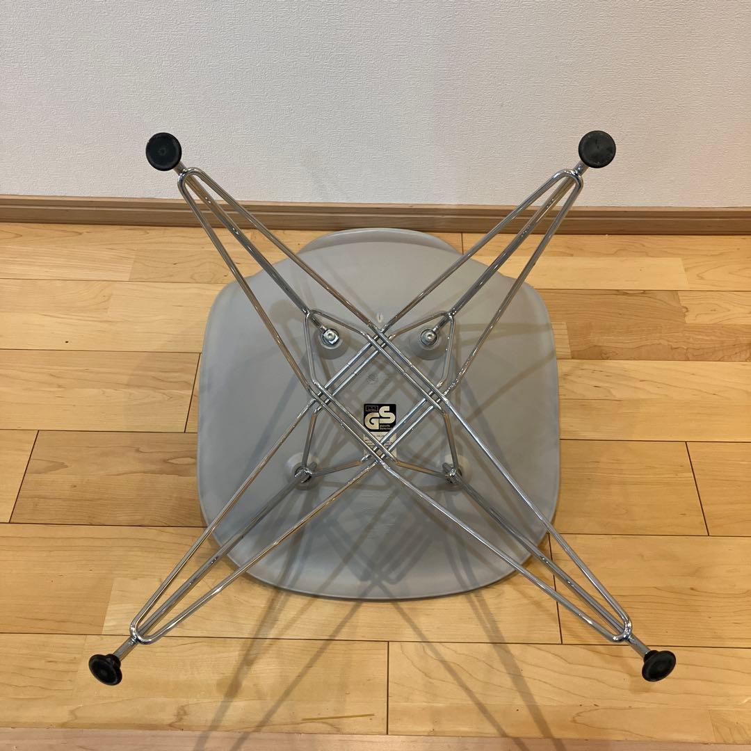 大阪市淀川区•引取限定 vitra ヴィトラ イームズチェア　グレー