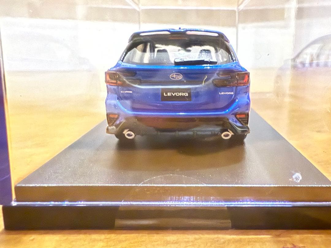 SUBARU LEVORG 1/43 ミニカーディーラー限定