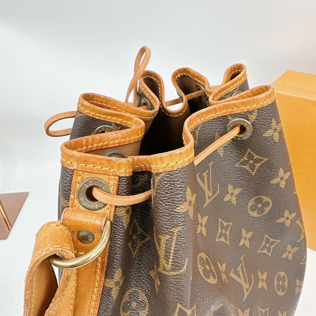 ルイヴィトン　モノグラム　巾着　ショルダーバッグ　ノエ