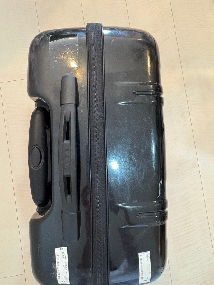 TUMI ブラック キャリーケース 4ホイール V3