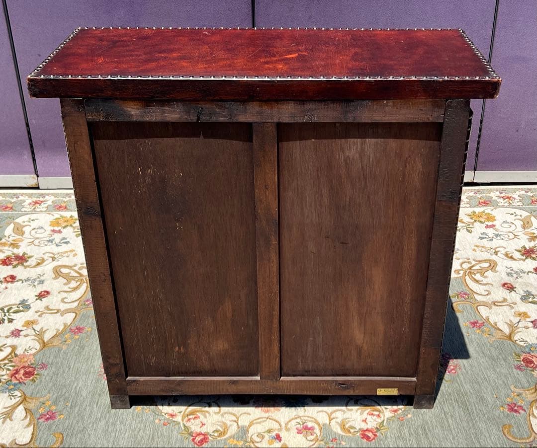 手描きの紋章付き木製タンスピールモーベル アルテサニア 作ったで