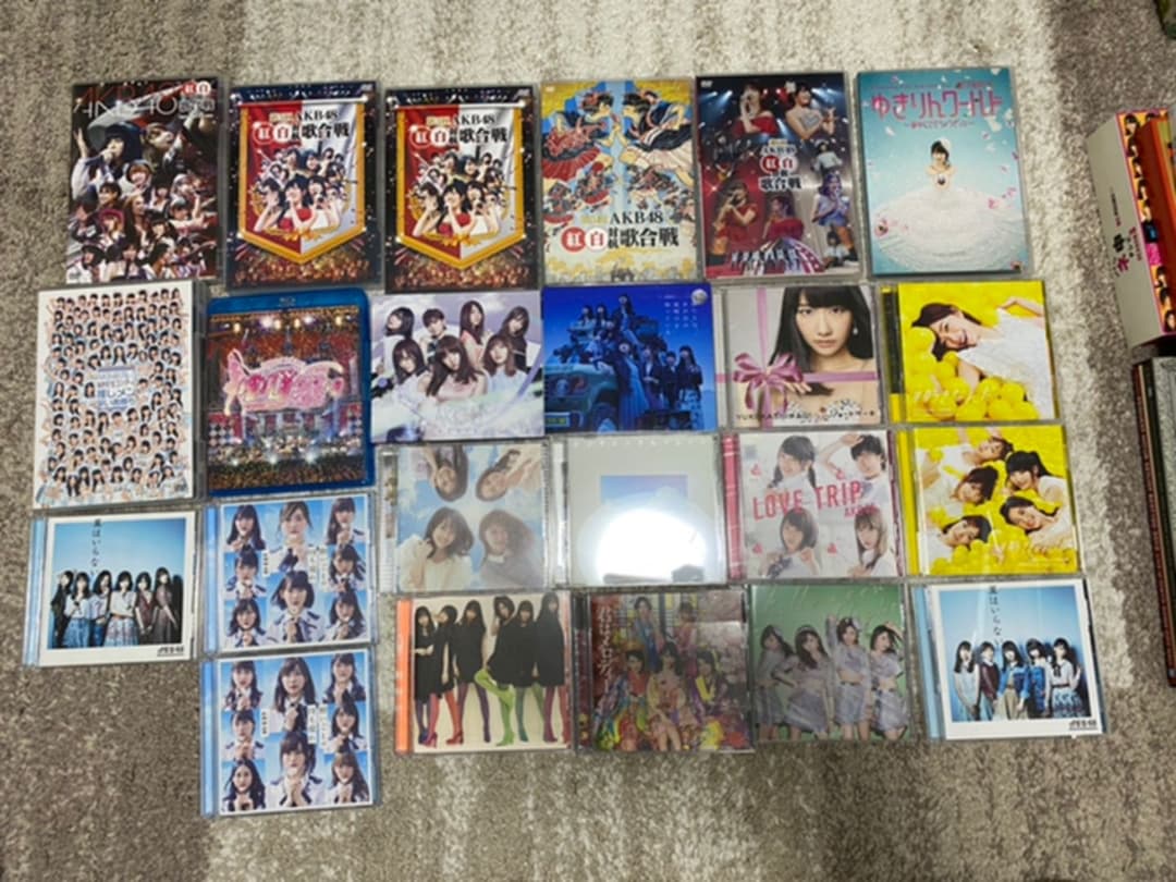 【値段交渉可】AKB48 DVD CD まとめ売り　アイドル　引退品