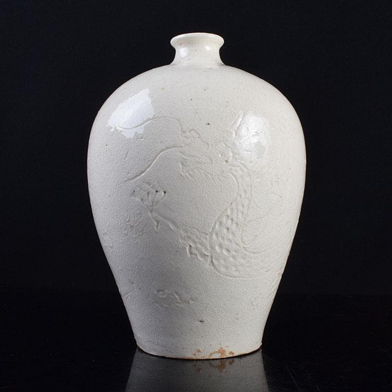中国 定窯 白磁 刻神獣文 梅瓶 C R9370 - メルカリ