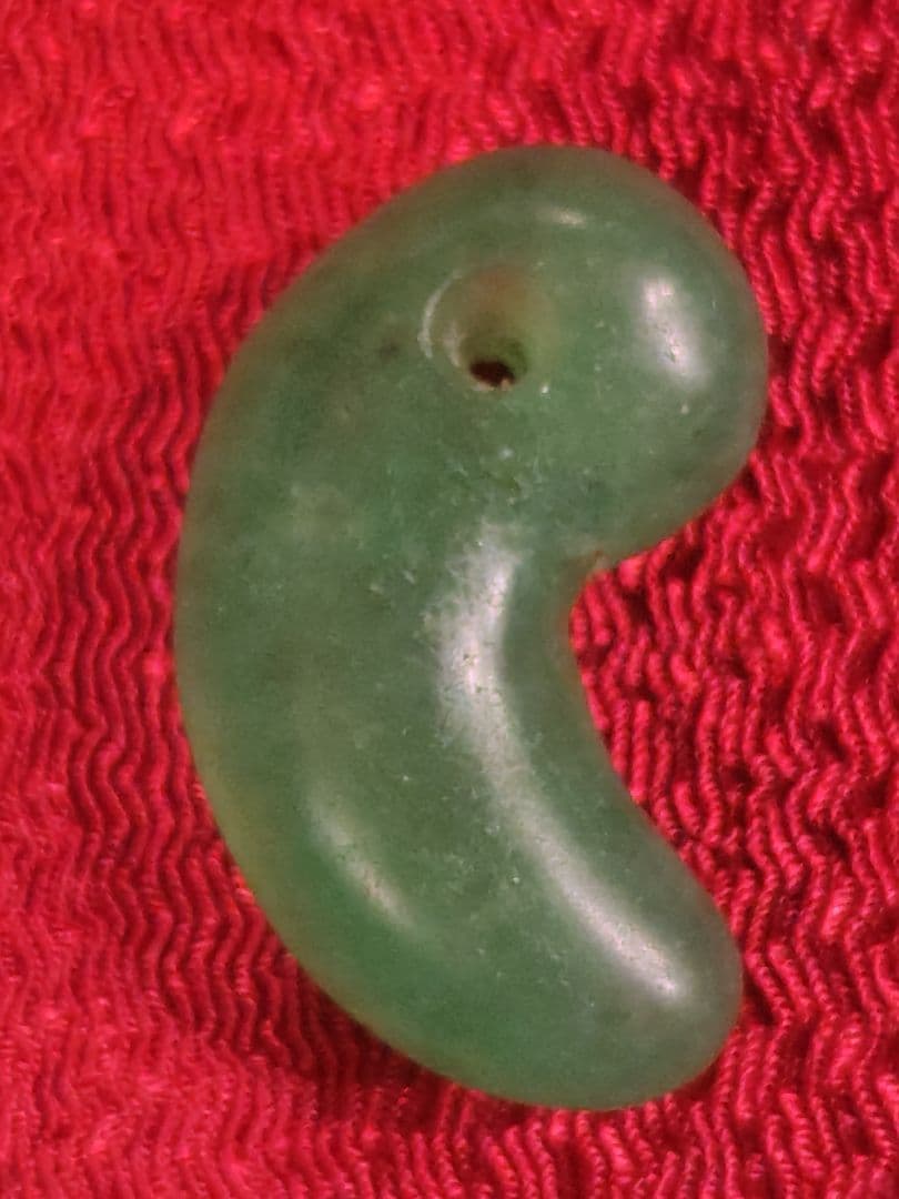 天然石【勾玉】緑色