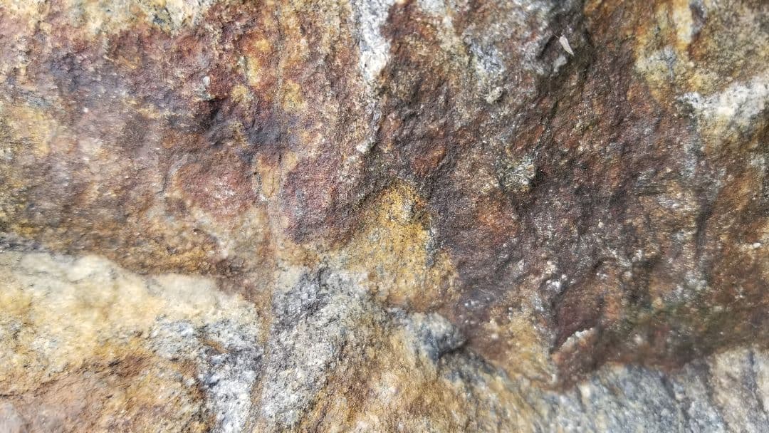 希少原石 結晶片岩 シスト 庭石 ロックガーデン ガーデニング 宝石物質