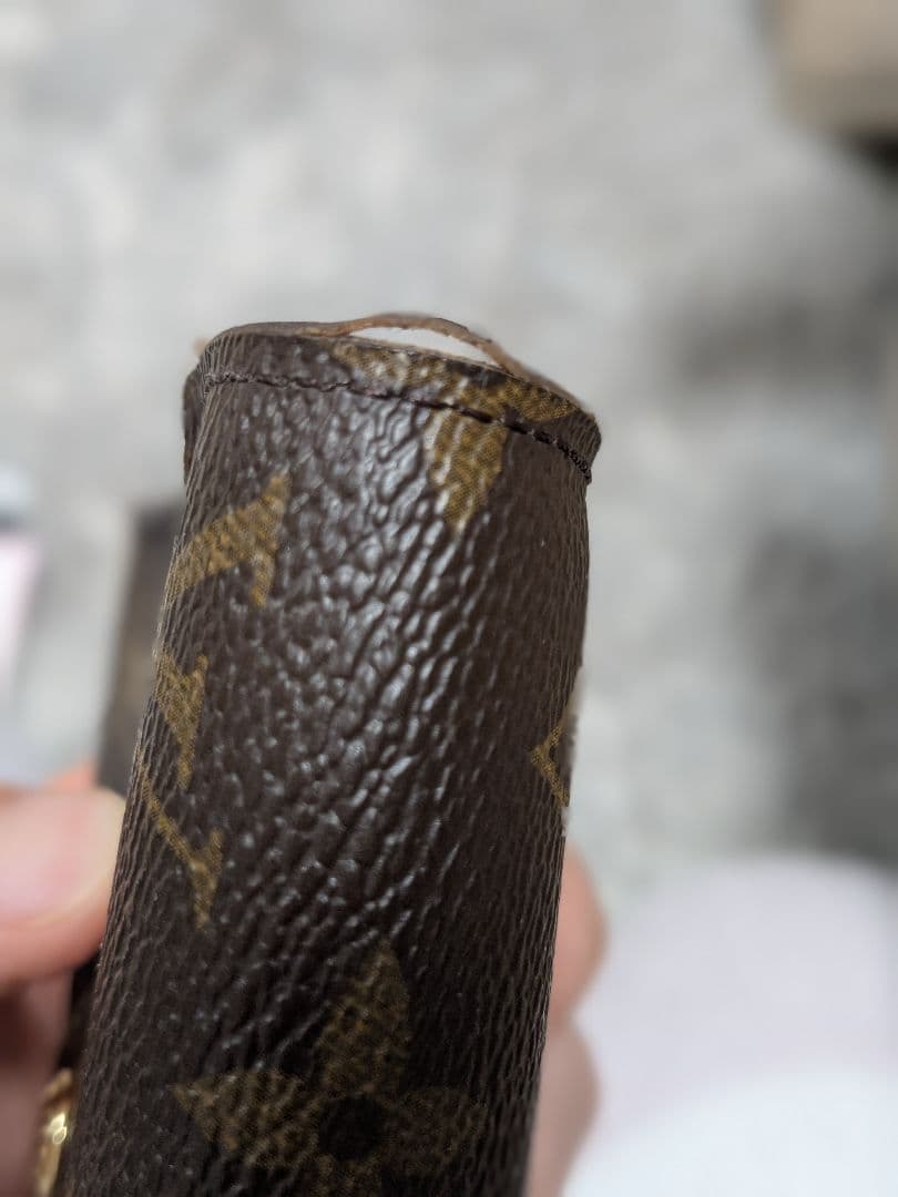 Louis Vuitton 内側ピンク三つ折り財布 モノグラム