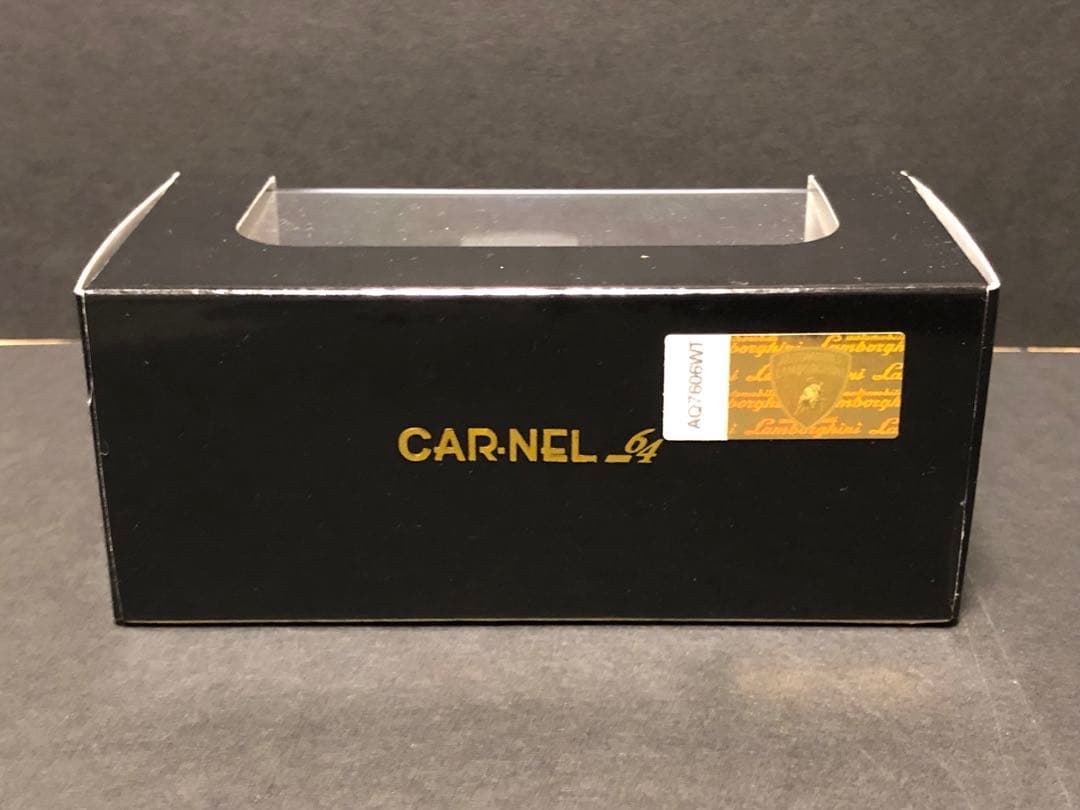 カーネル 1/64 ランボルギーニ アヴェンタドール LP750-4 SV 白