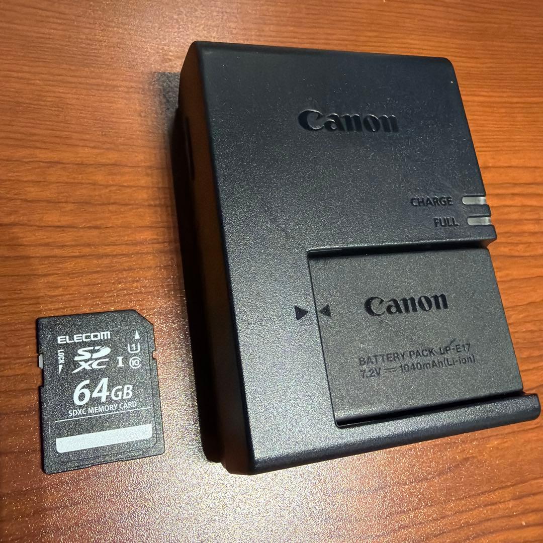 Canon EOS Kiss X9 ＆TAMRONレンズ＆カメラバッグセット｜