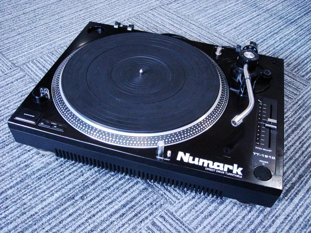 ② Numark TT-1910 ダイレクトドライブターンテーブ ル