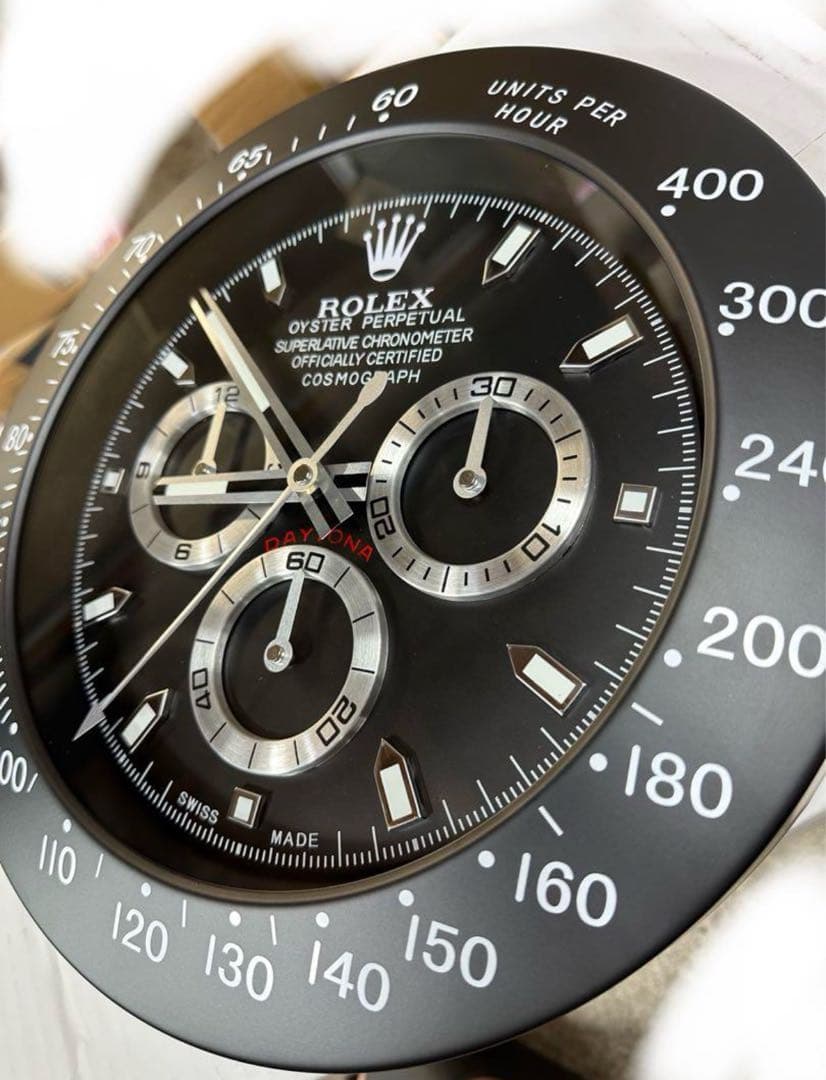 ROLEX 掛け時計　デイトナ型タイプの大型壁掛け時計。