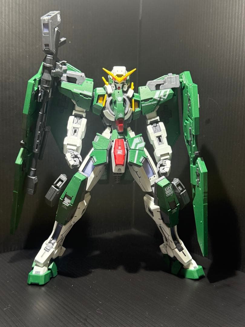 MG ガンダムデュナメス　塗装完成品
