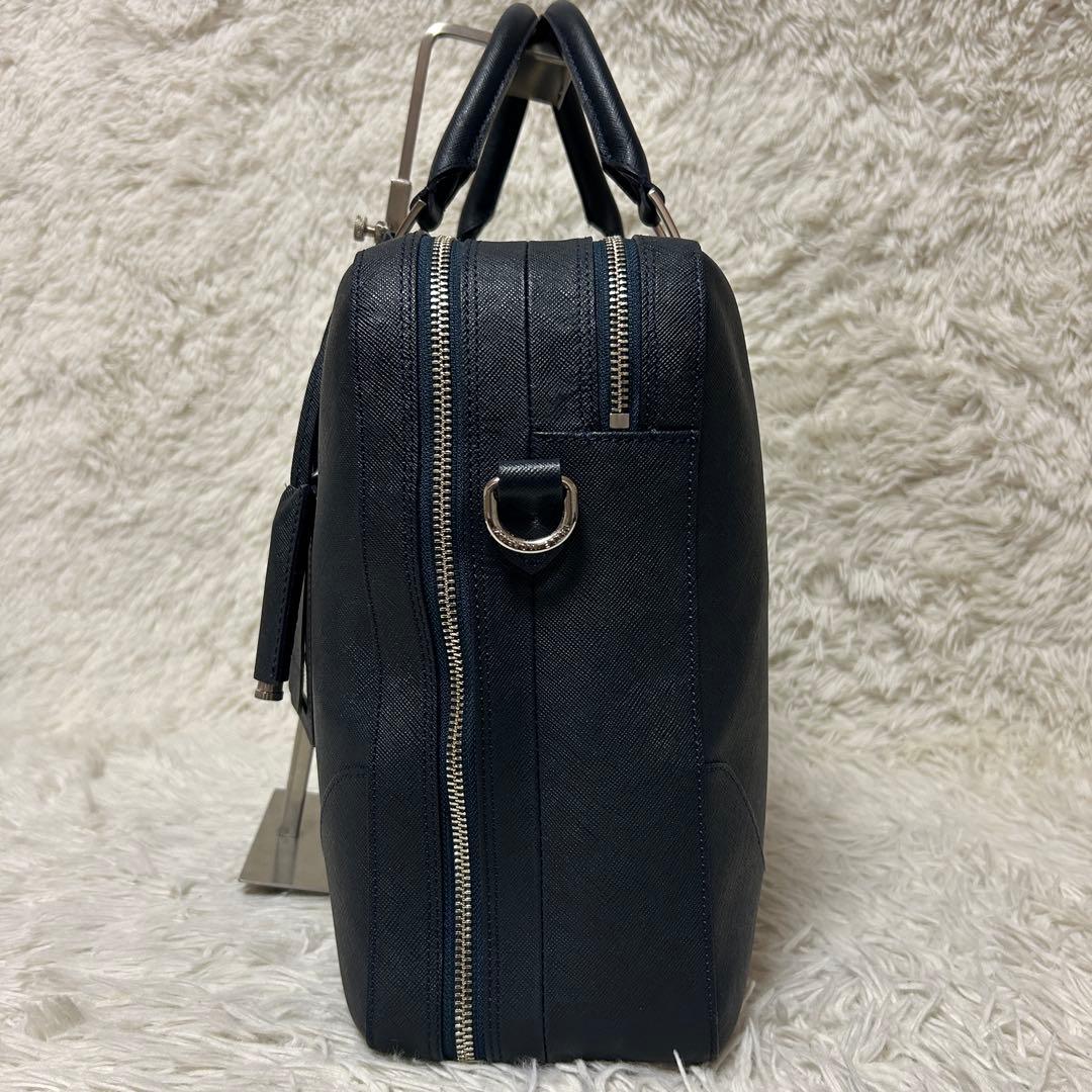 ⭐️セール中⭐️ペッレモルビダ キャピターノ 2室 ブリーフケース ビジネス